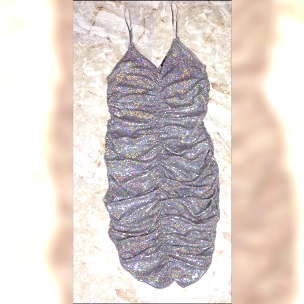 Sliver Sequin Scrunch midi Dress